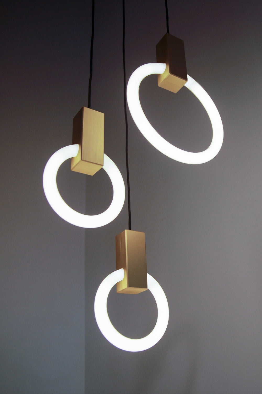 Halo Suspended lights - morylighting
