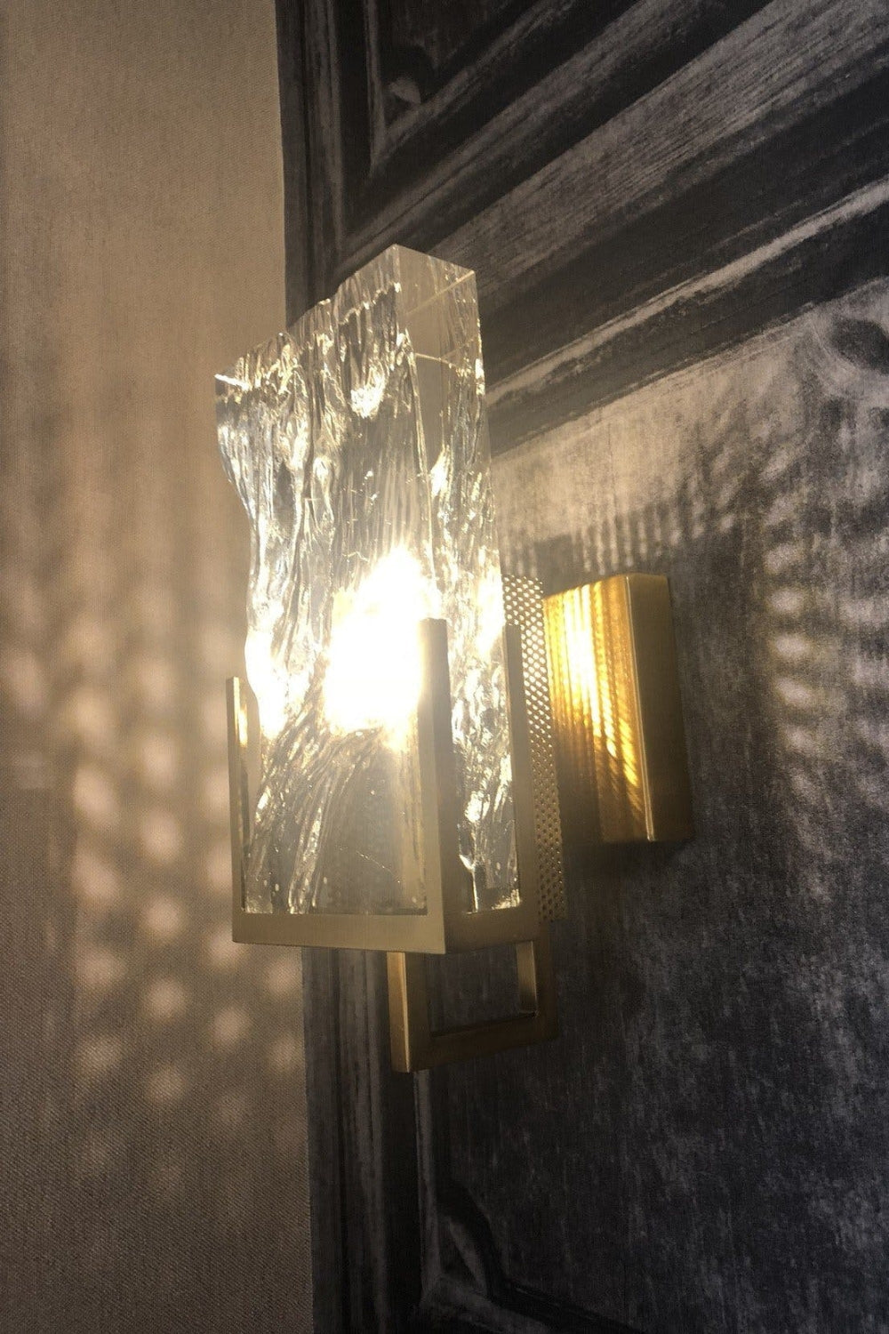 Ice Crystal Wall Lamp - morylighting