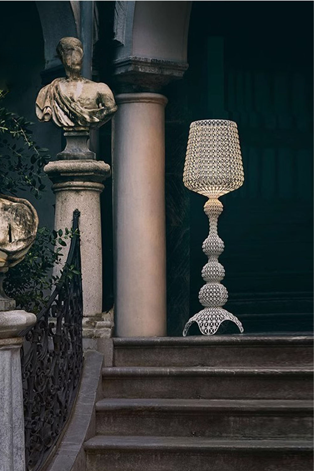 Kabuki Floor Lamp - view 10 | morylighting