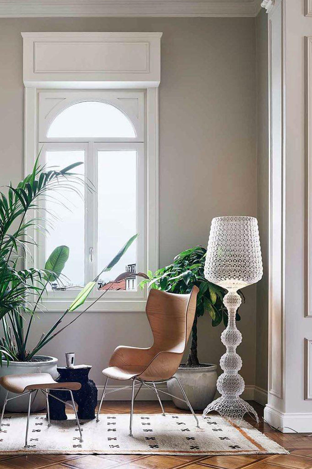 Kabuki Floor Lamp - view 7 | morylighting