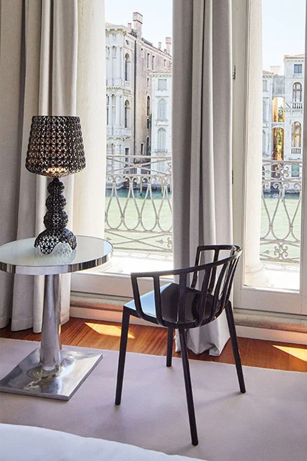 Kabuki Table Lamp - view 7 | morylighting