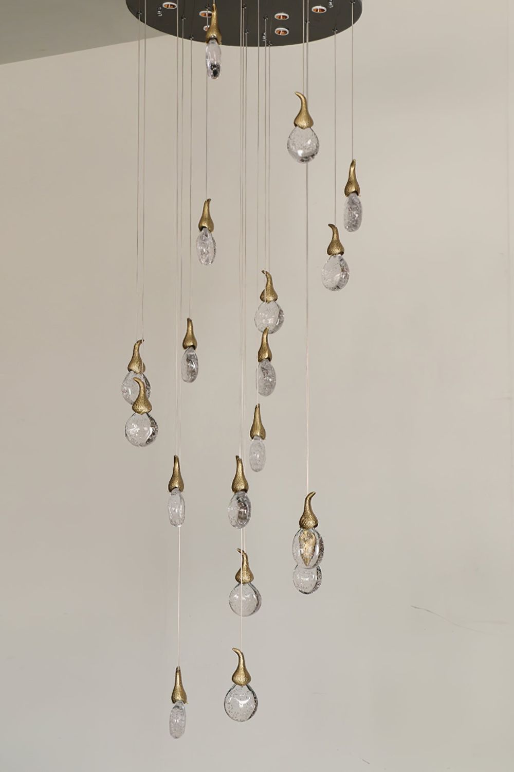 Leo Bubble Chandelier - morylighting