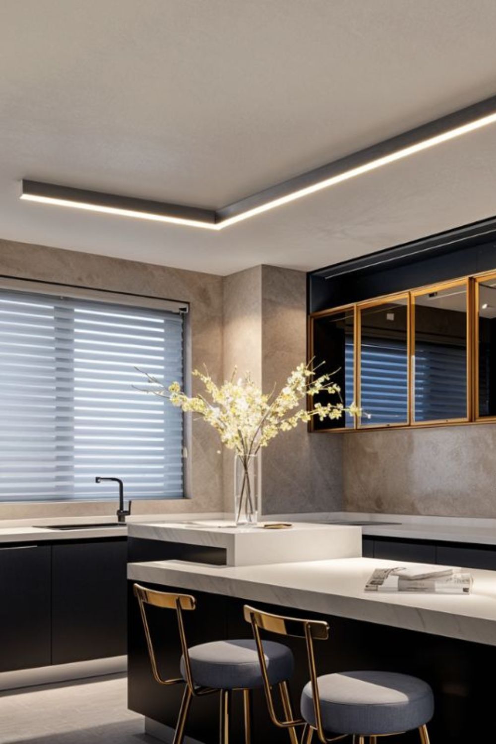 Modern Ligne Ceiling Light - view 5 | morylighting