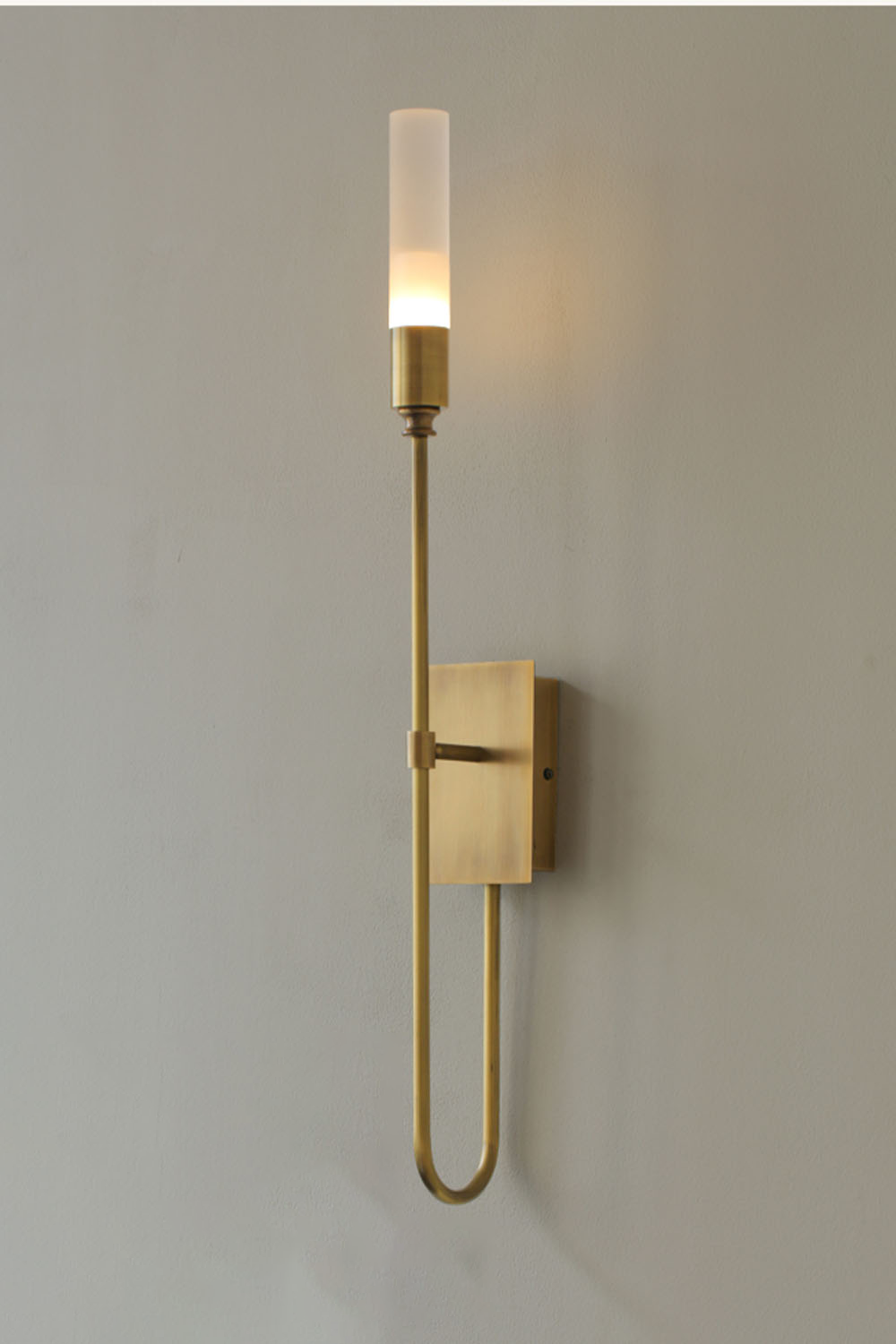 Lisse 2 Wall Light - view 4 | morylighting