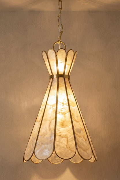 Magnolia Shell Pendant Light | detail | Samu  Lamp