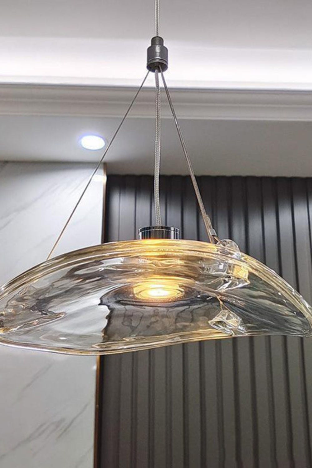 Manta Pendant Light - morylighting