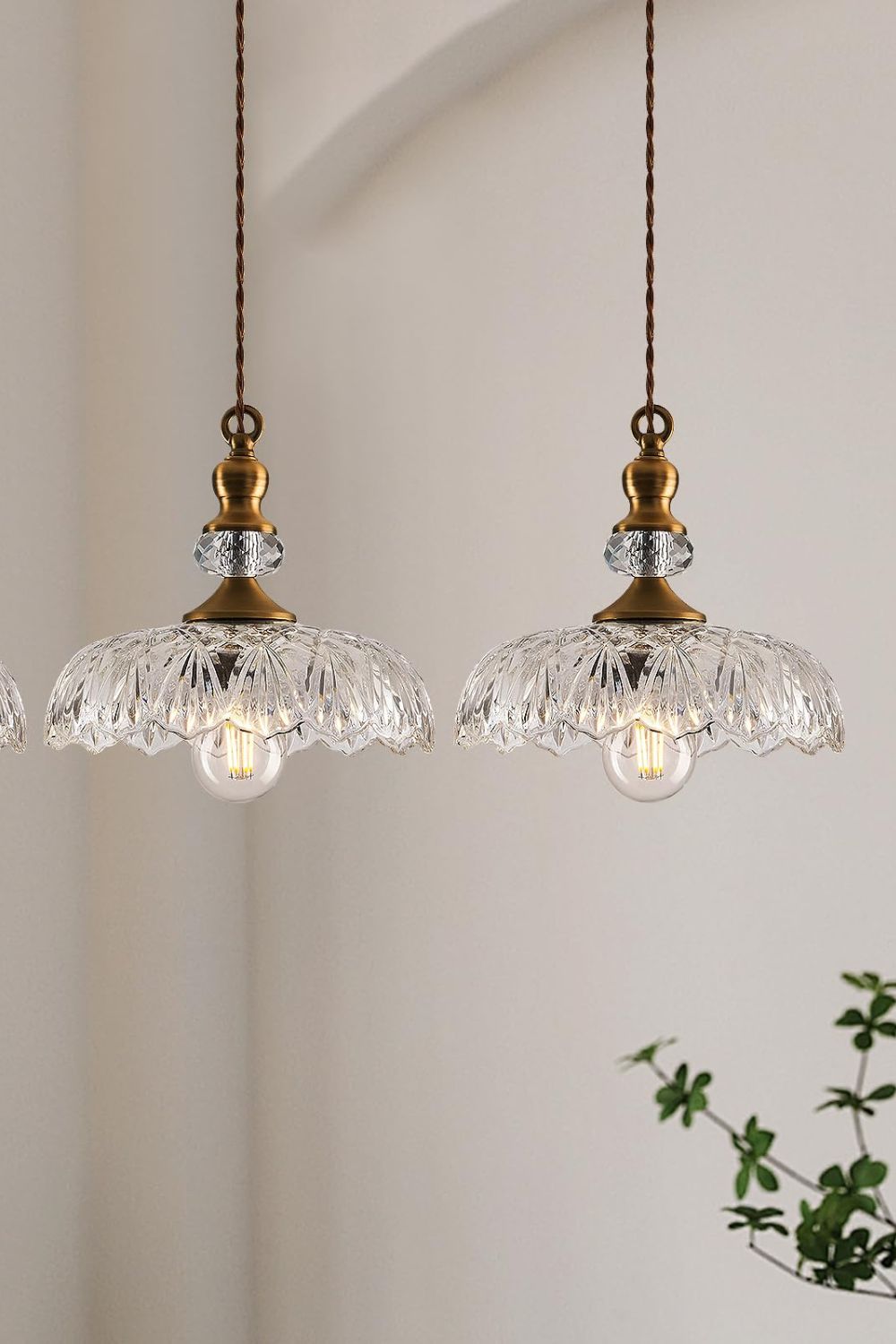Mid-Century Clear Glass Pendant Light - view 12 | morylighting