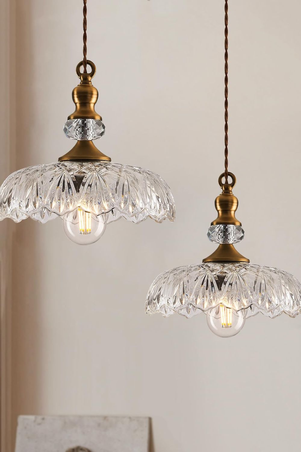Mid-Century Clear Glass Pendant Light - view 13 | morylighting