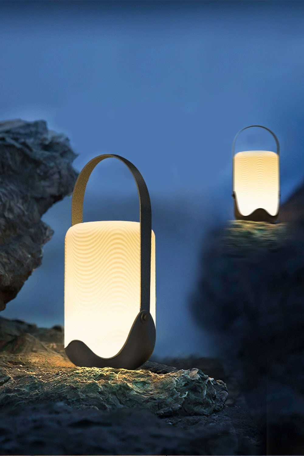 Modern Simple Portable Cylindrical Outdoor Rechargeable Table Lamp - view 9 | morylighting