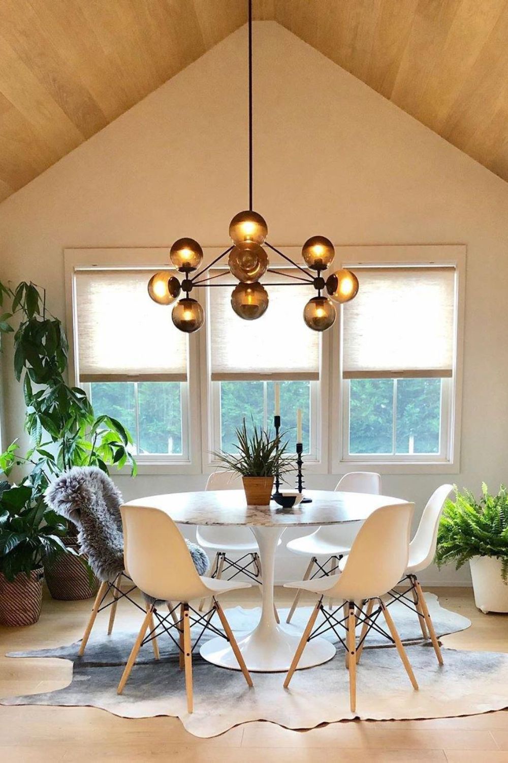Modo Chandeliers - morylighting