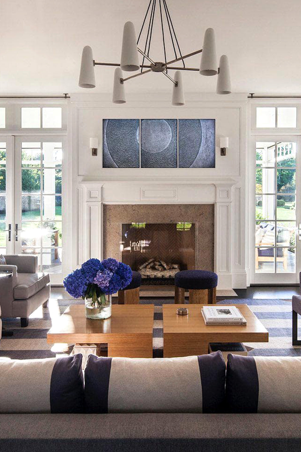 Montfaucon Chandelier - view 14 | morylighting