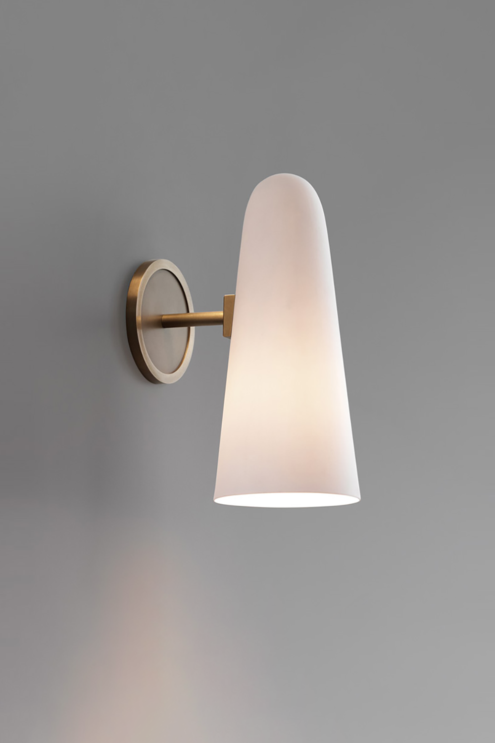 Montfaucon Sconce - morylighting