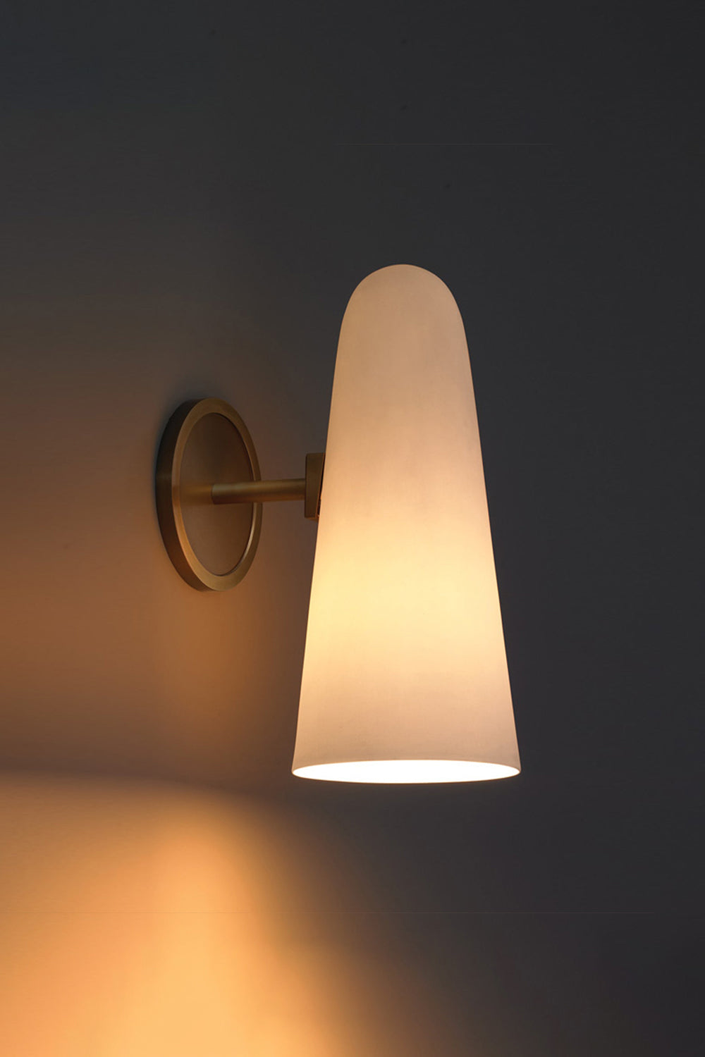 Montfaucon Sconce - morylighting