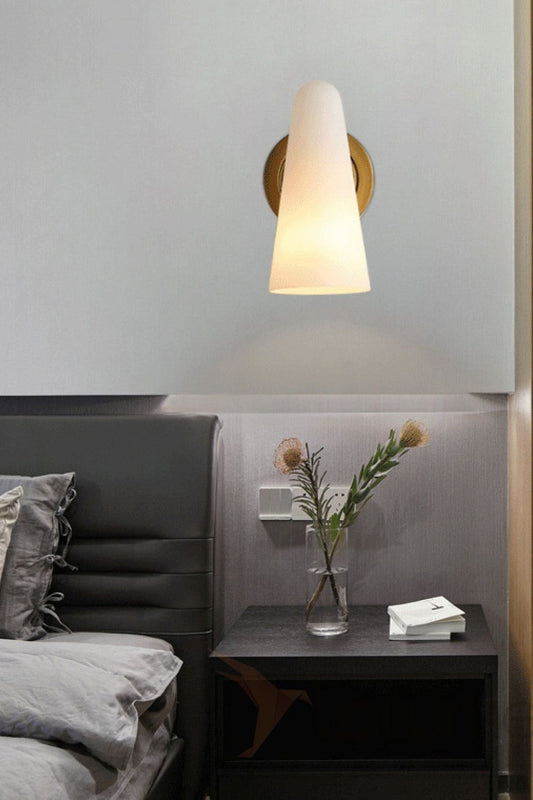 Montfaucon Sconce - morylighting