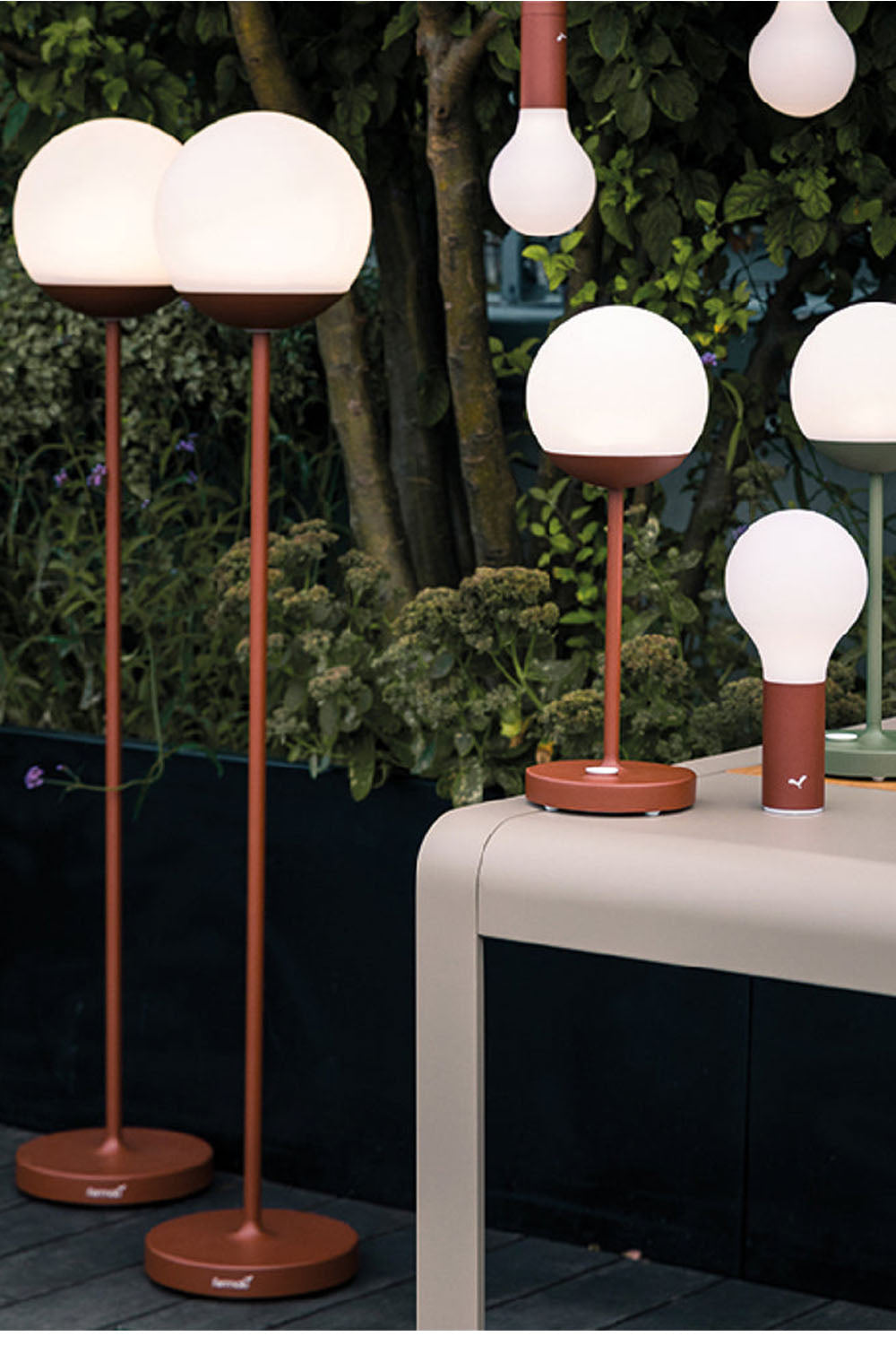Mooon Outdoor Rechargeable Floor Lamp - view 11 | morylighting