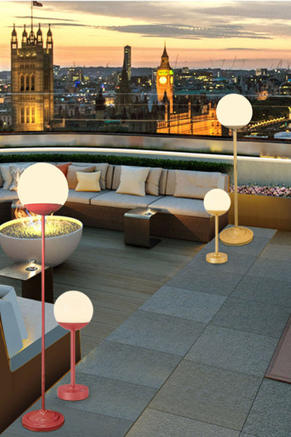 Mooon Outdoor Rechargeable Floor Lamp - view 15 | morylighting