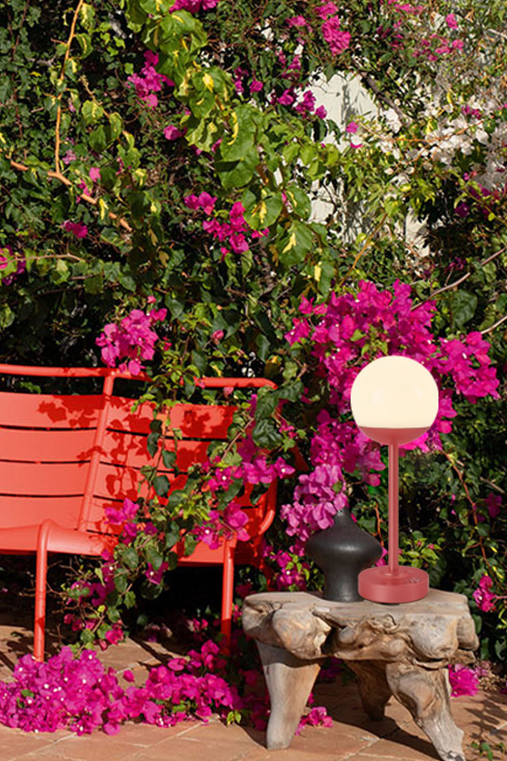 Mooon Outdoor Rechargeable Table Lamp - view 11 | morylighting