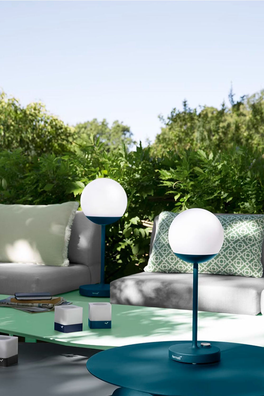 Mooon Outdoor Rechargeable Table Lamp - view 17 | morylighting