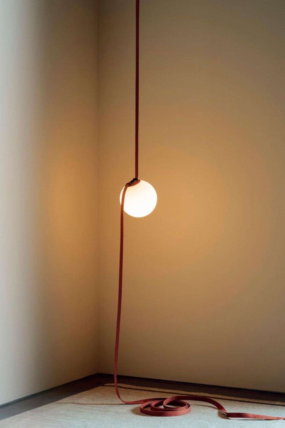 Multiple Belt Art Pendant Light - morylighting