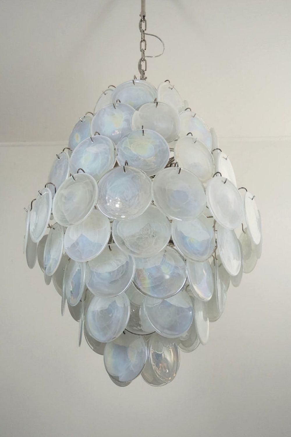 Wonderful Vintage Art White Discs Chandelier - view 17 | morylighting