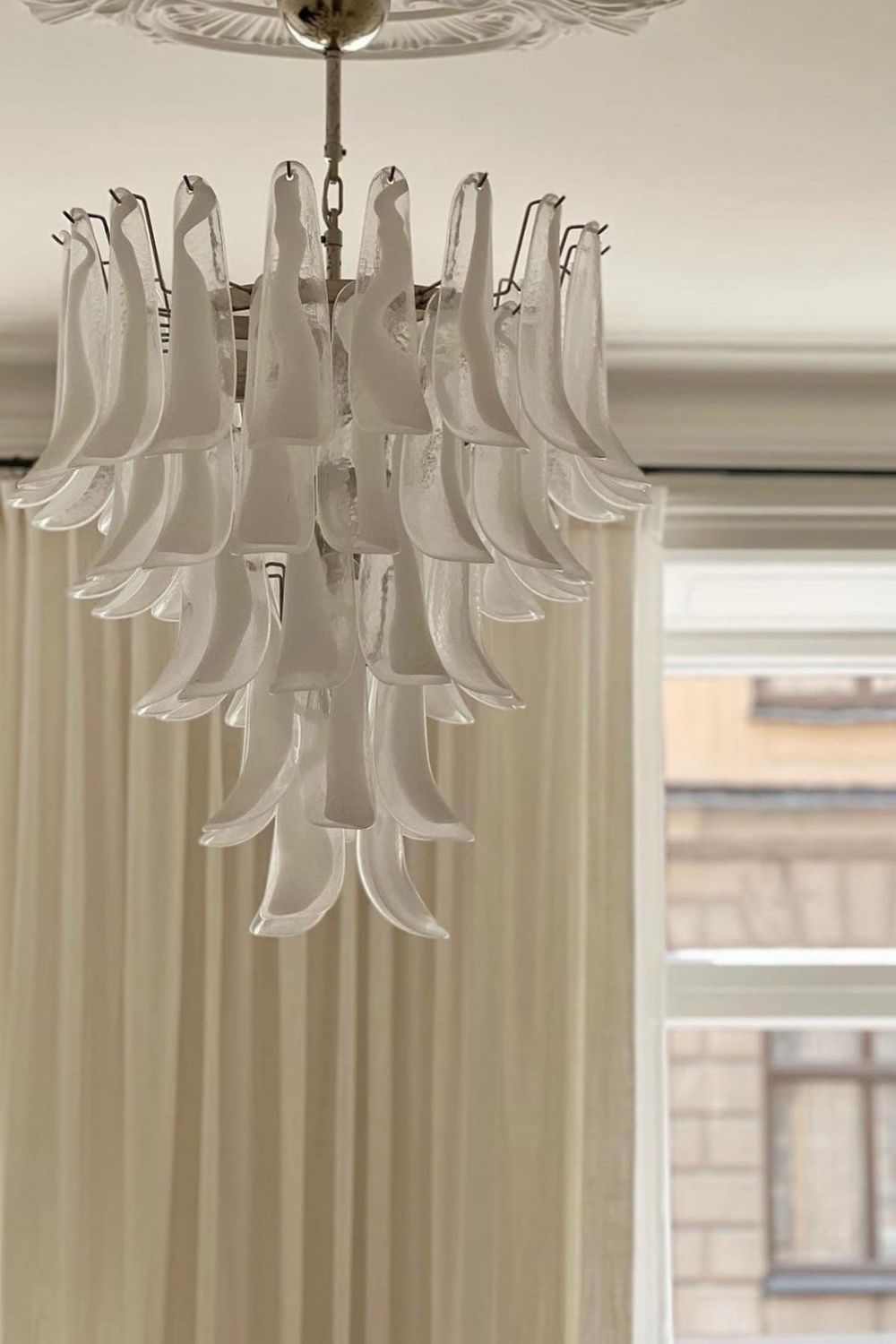 Art Petals Chandelier - view 30 | morylighting