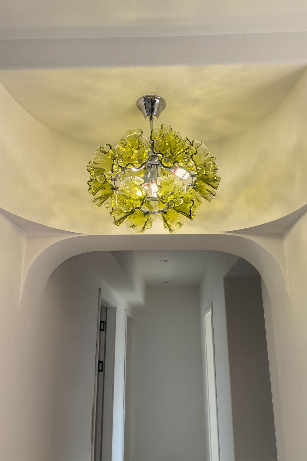 Art flower-shaped Glass Chandelier - view 6 | morylighting