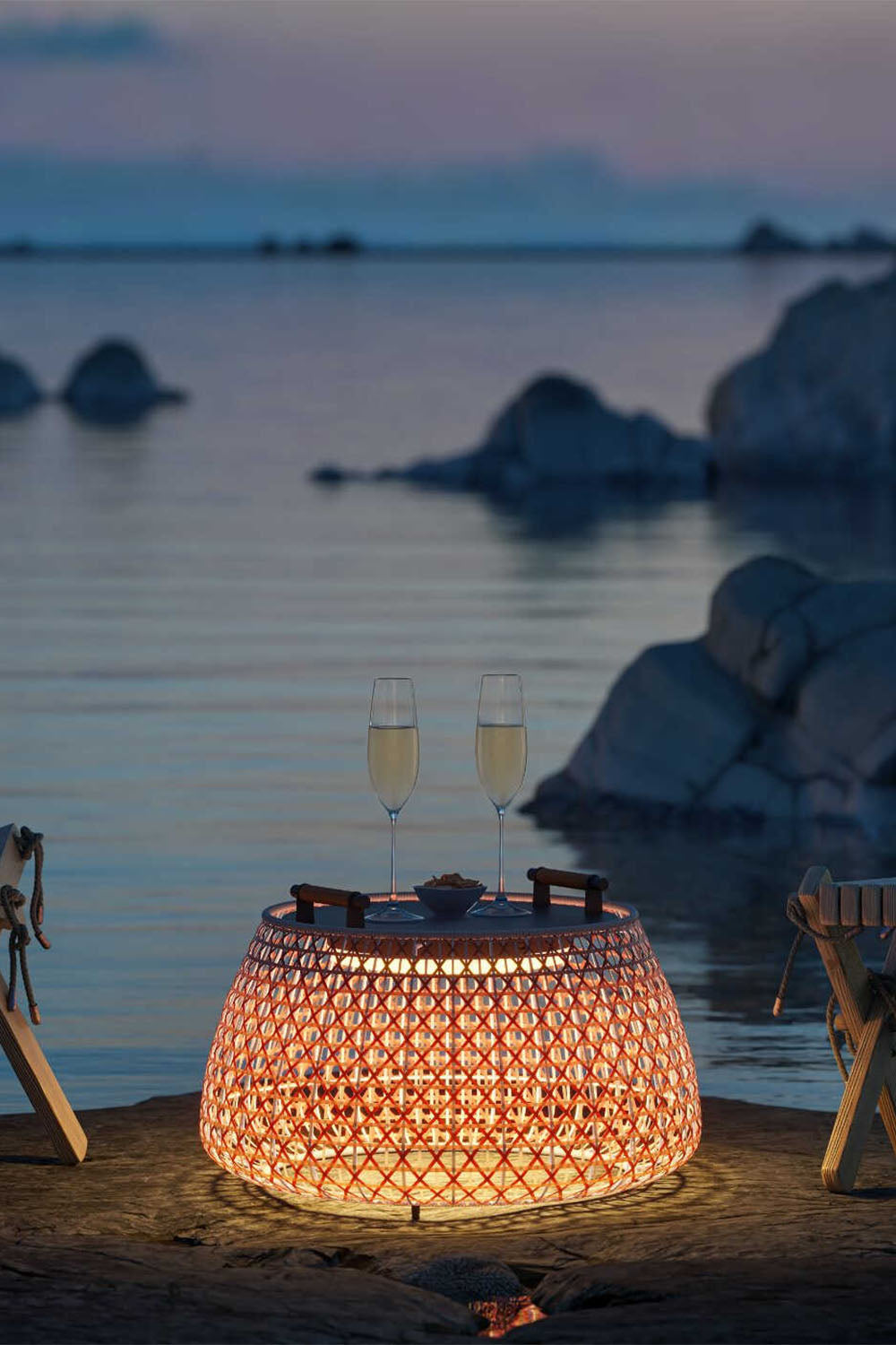 Nans Bag Outdoor Floor Lamp - view 6 | morylighting