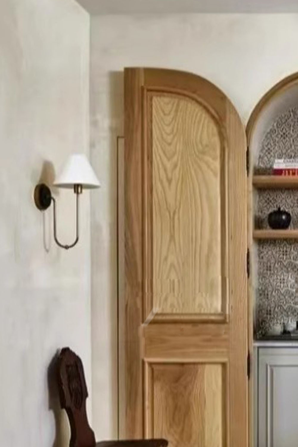 Neoclassical U-shaped Minimalist Wall Lamp - view 8 | morylighting