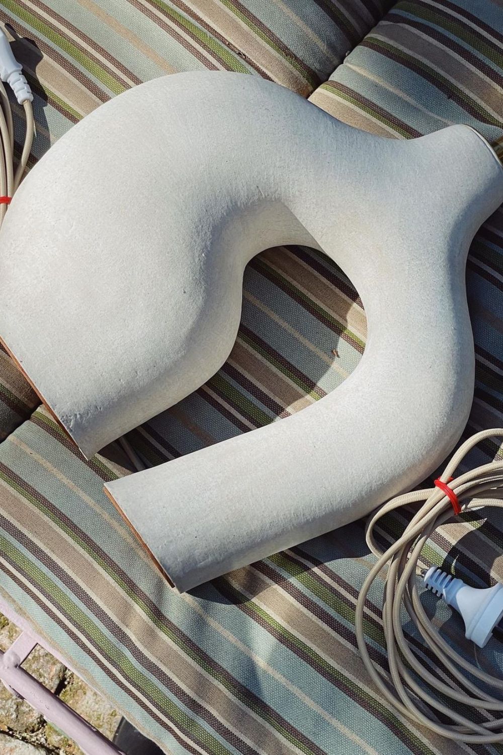 Oblong Loop Table Lamp - morylighting