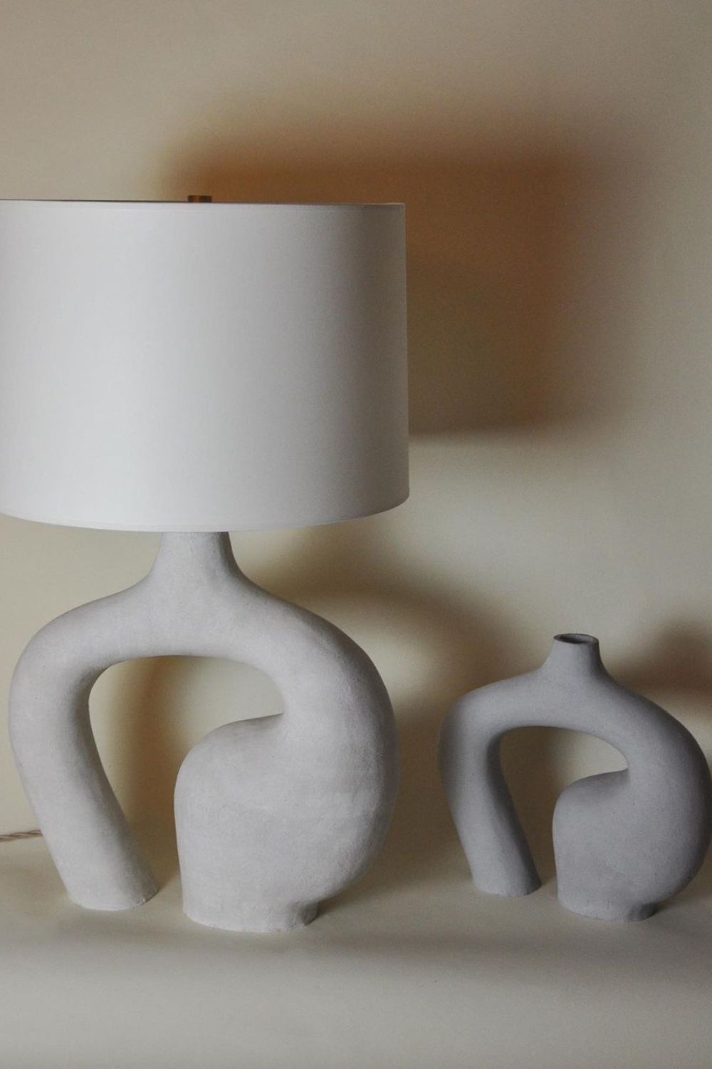 Oblong Loop Table Lamp - morylighting
