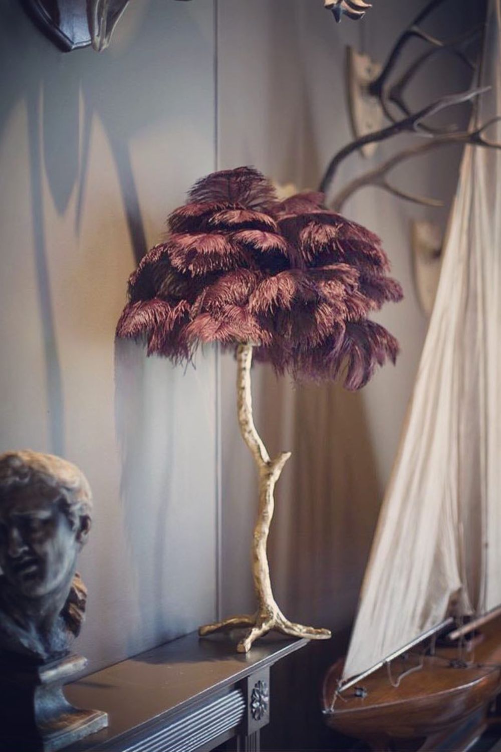 Ostrich Feather Table Lamp - morylighting