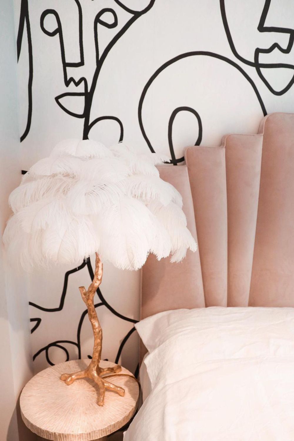 Ostrich Feather Table Lamp - morylighting