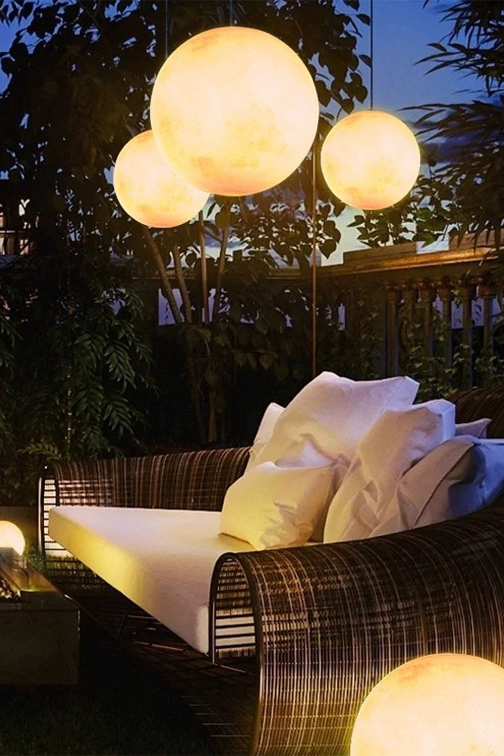 Outdoor Moon Pendant Lamp - view 9 | morylighting