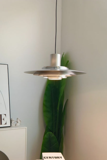 P376 Pendant Light - view 3 | morylighting