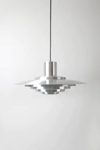 P376 Pendant Light