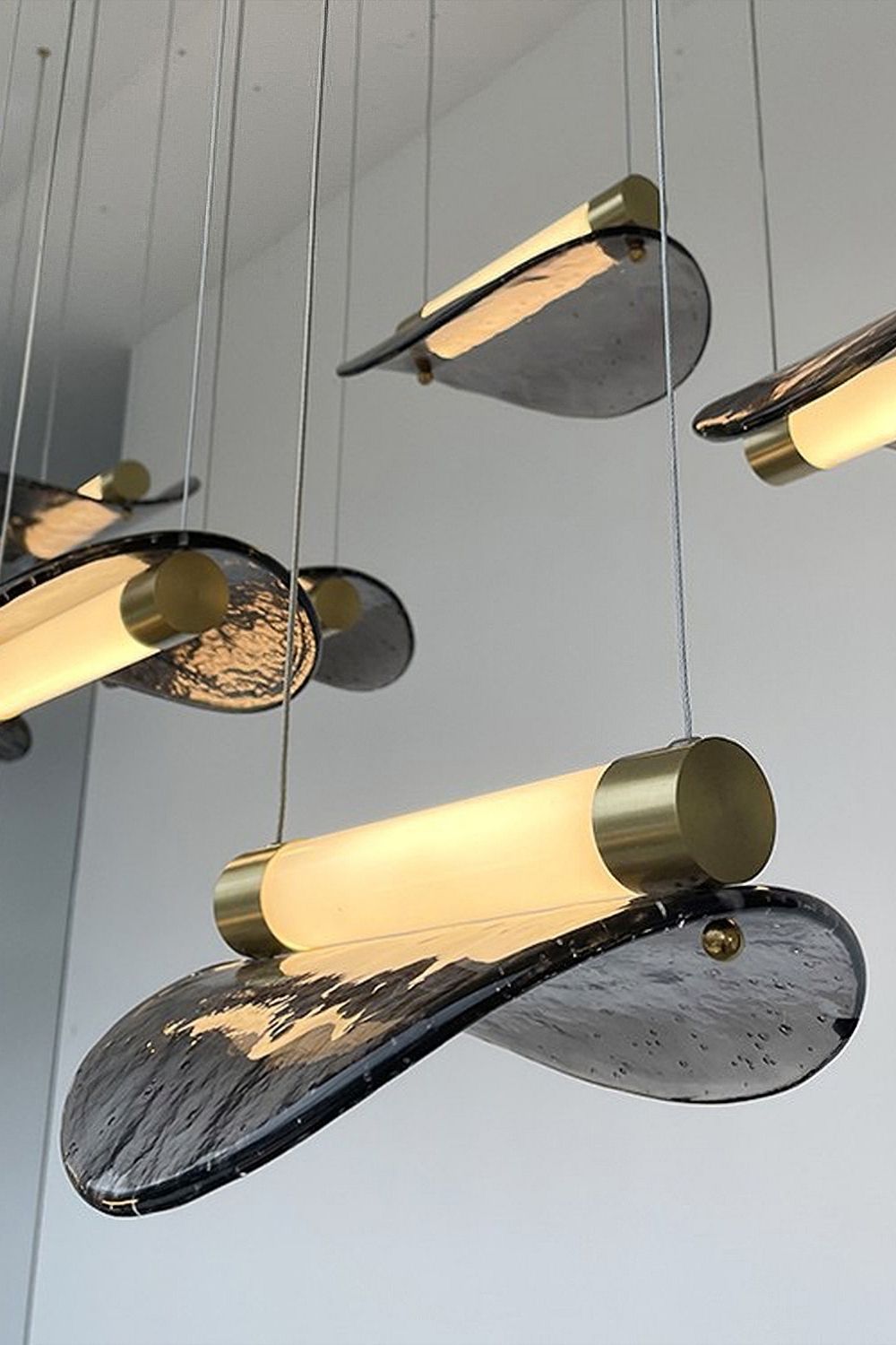 Paolo Castelli Manta Pendant Lamp - view 14 | morylighting