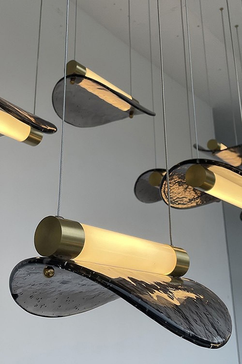 Paolo Castelli Manta Pendant Lamp - view 15 | morylighting