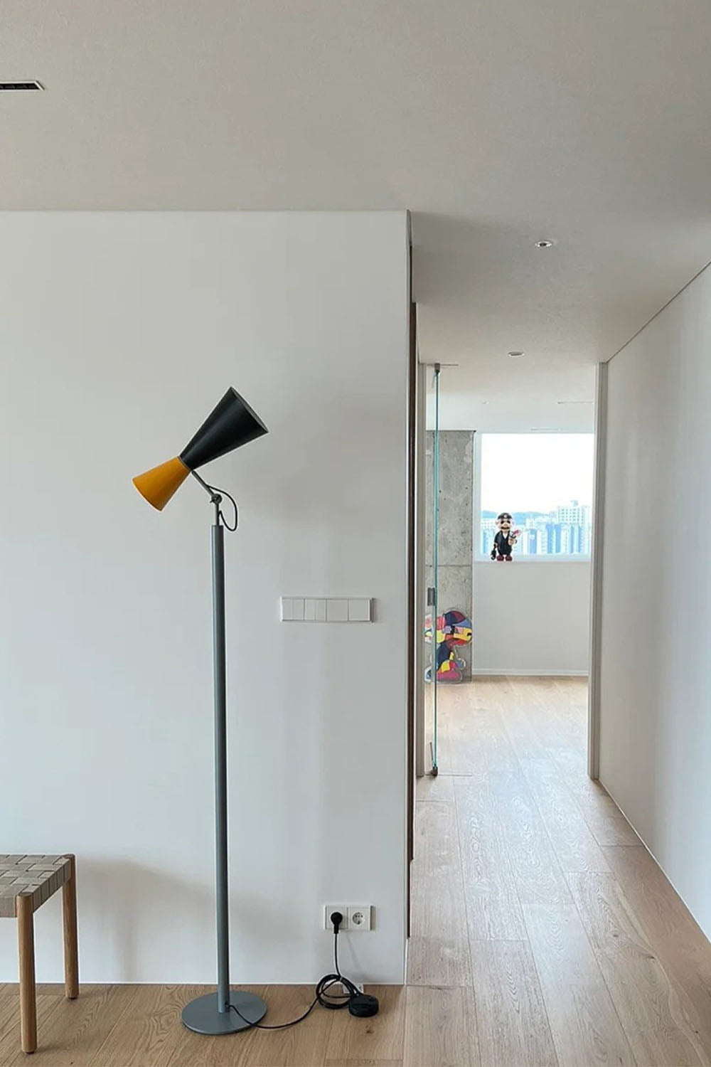 Parliament Floor Lamp - view 11 | morylighting