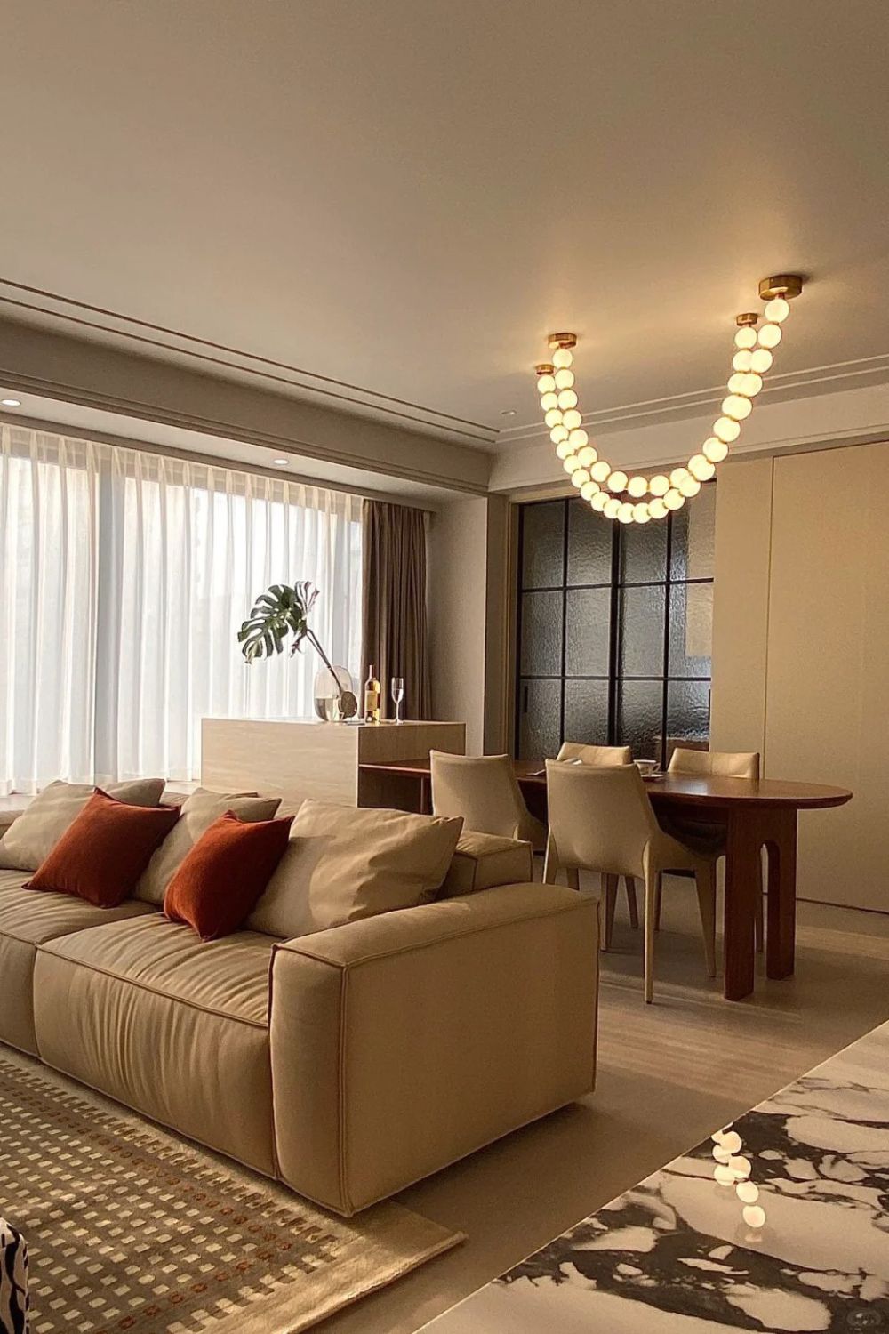 Pearl Necklace Chandelier - view 10 | morylighting