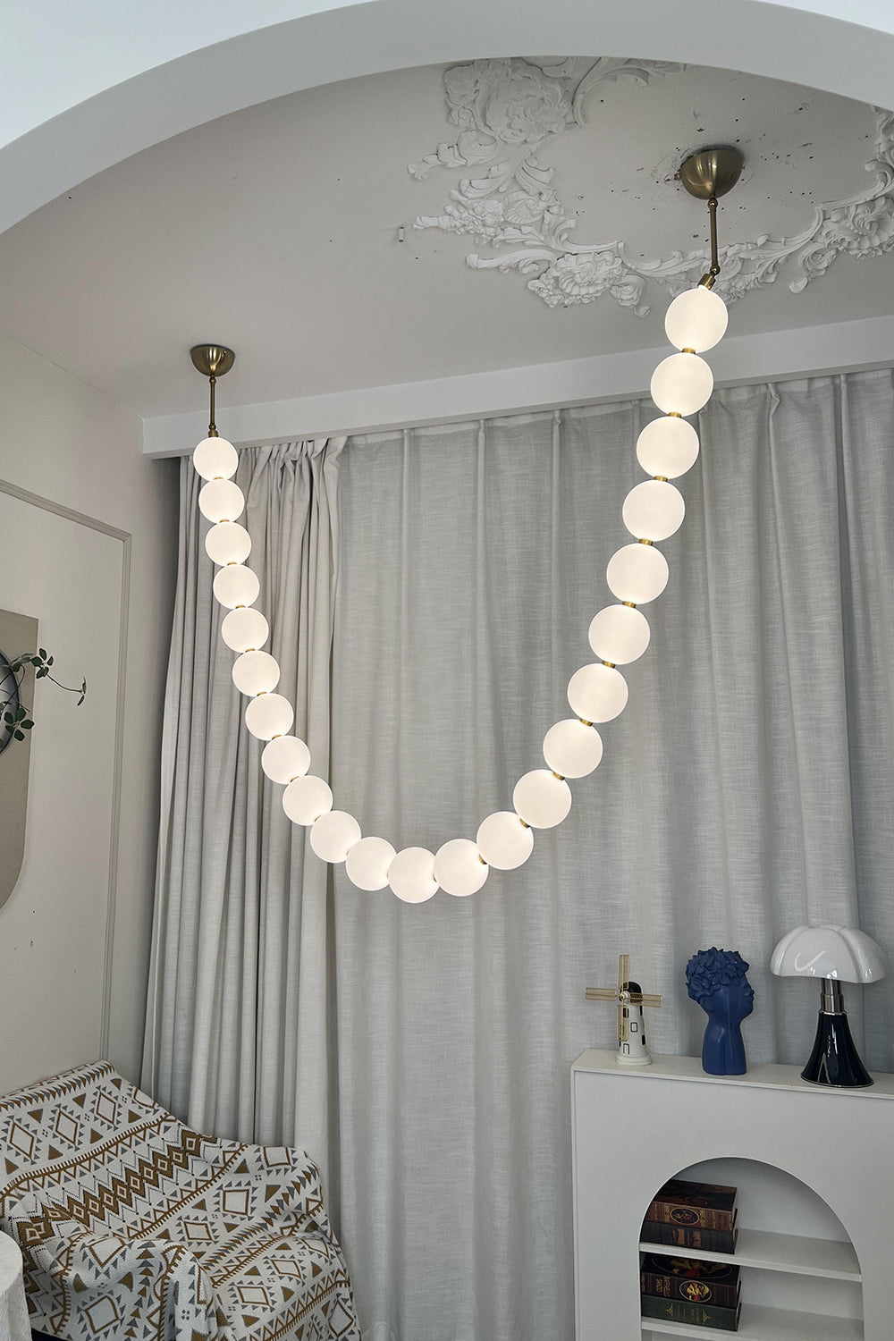 Pearl Necklace Chandelier - view 36 | morylighting