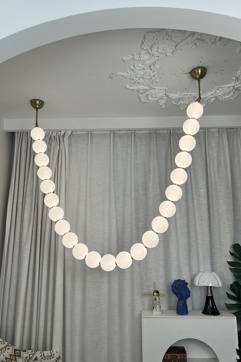 Pearl Necklace Chandelier - view 39 | morylighting