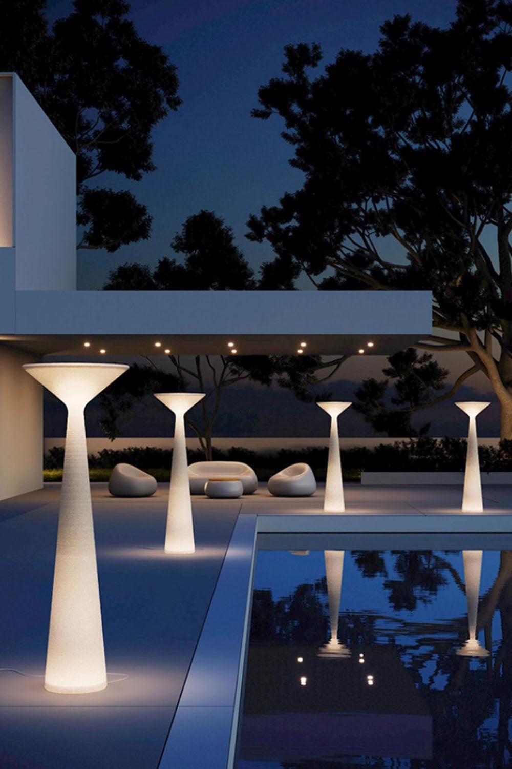 Plust Outdoor Floor Lamp - view 4 | morylighting