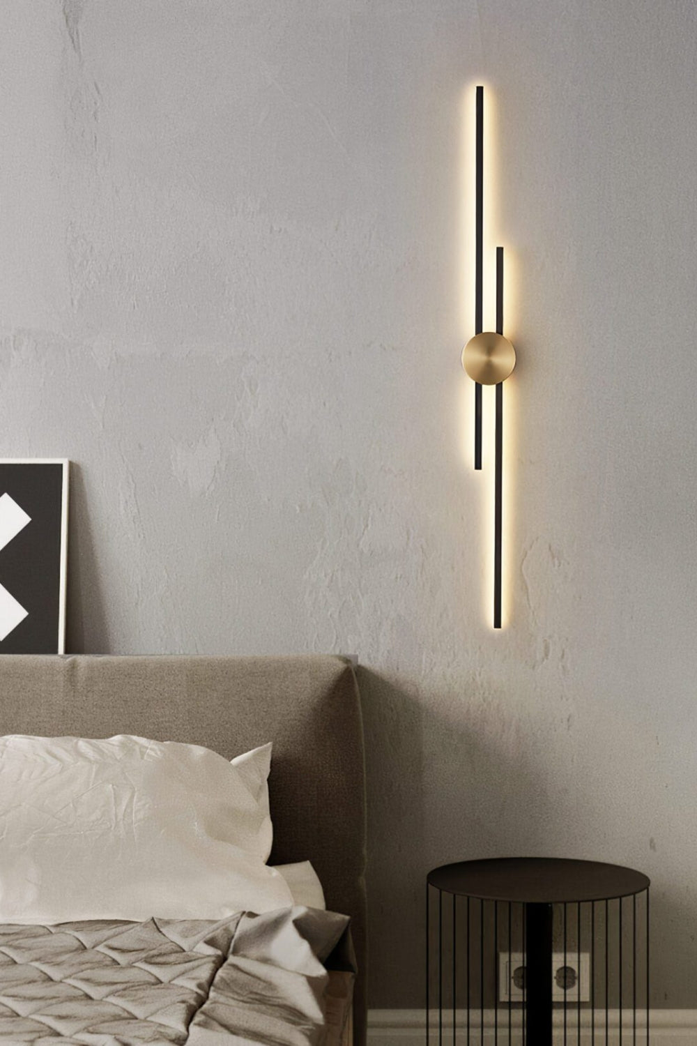 Pris Linear Wall Light - view 2 | morylighting