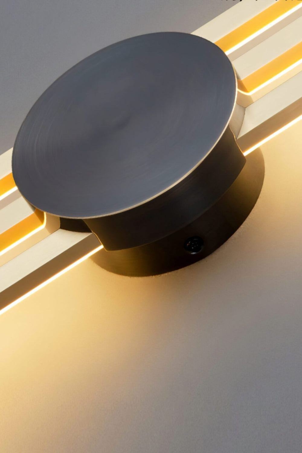 Pris Linear Wall Light - view 30 | morylighting