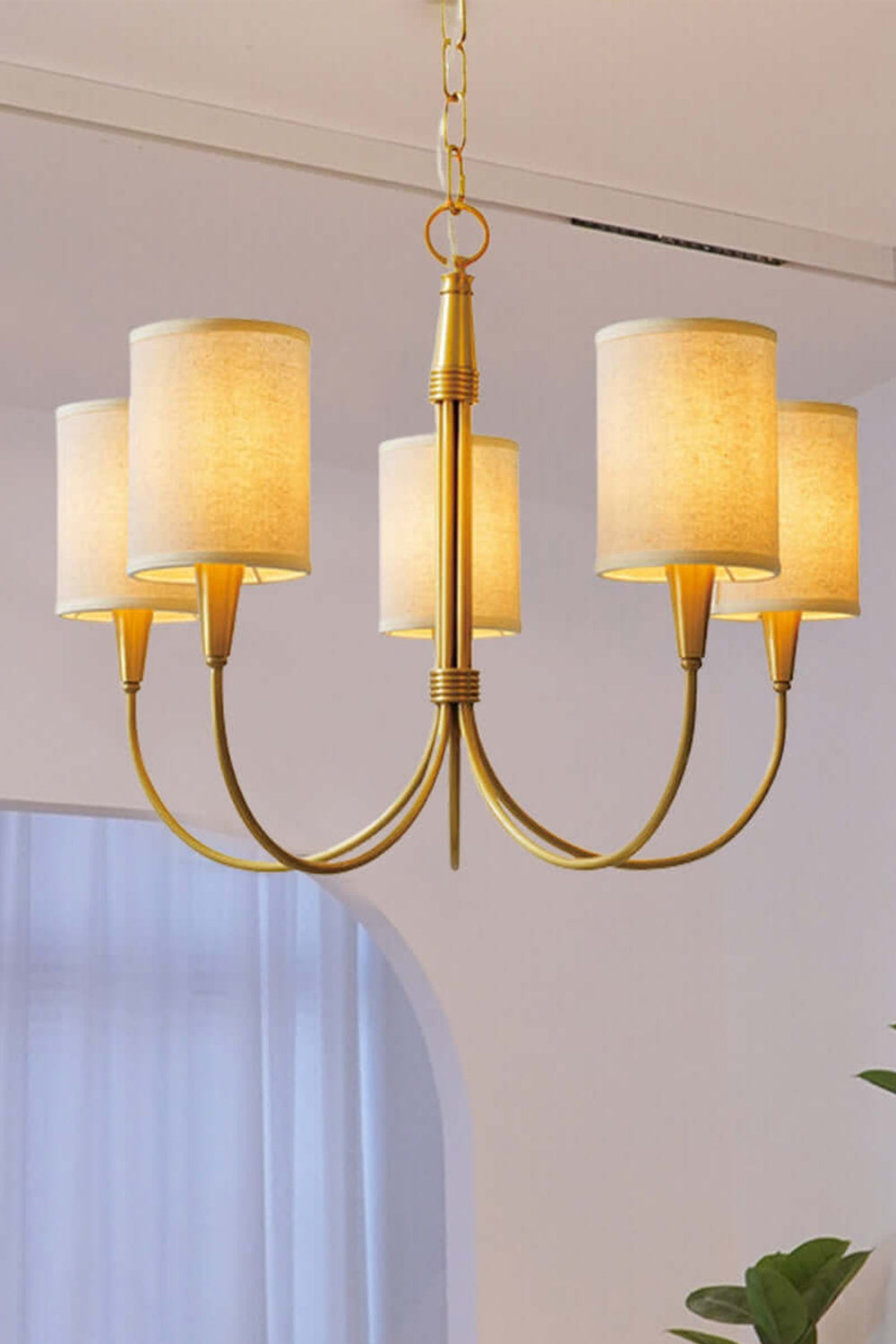 Quincy Chandelier - view 9 | morylighting