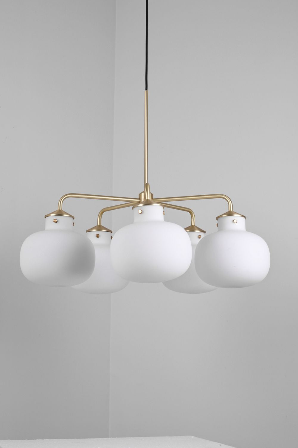 Raito Glass Globe Pendant Chandelier - view 24 | morylighting