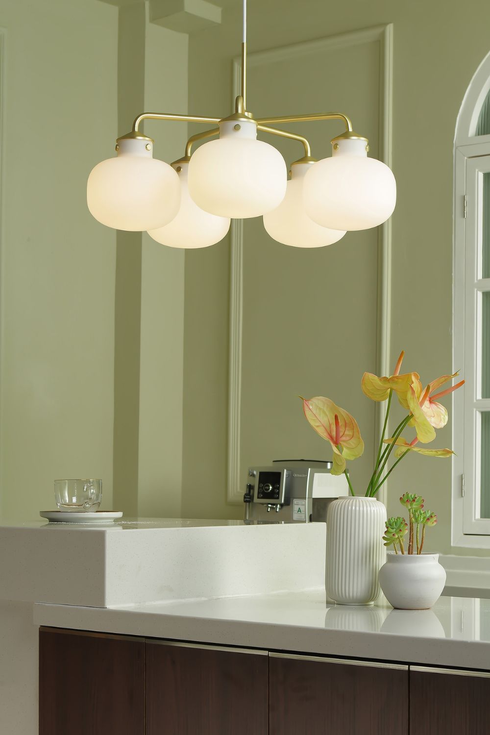 Raito Glass Globe Pendant Chandelier - view 6 | morylighting