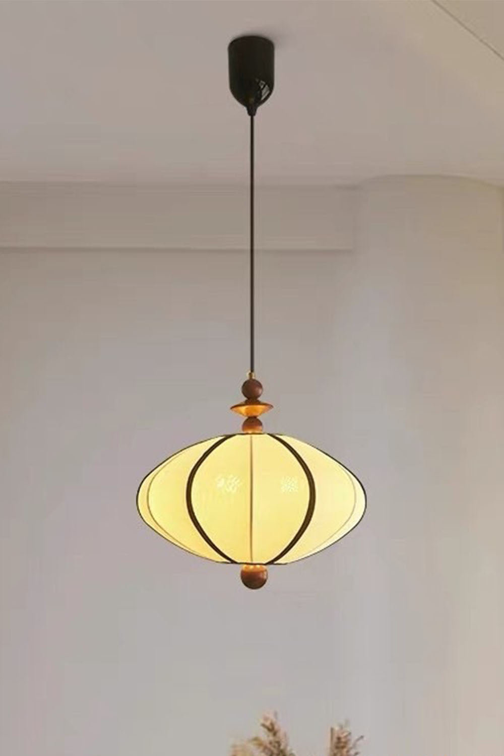 Vintage Lantern Pendant Lamp - view 4 | morylighting
