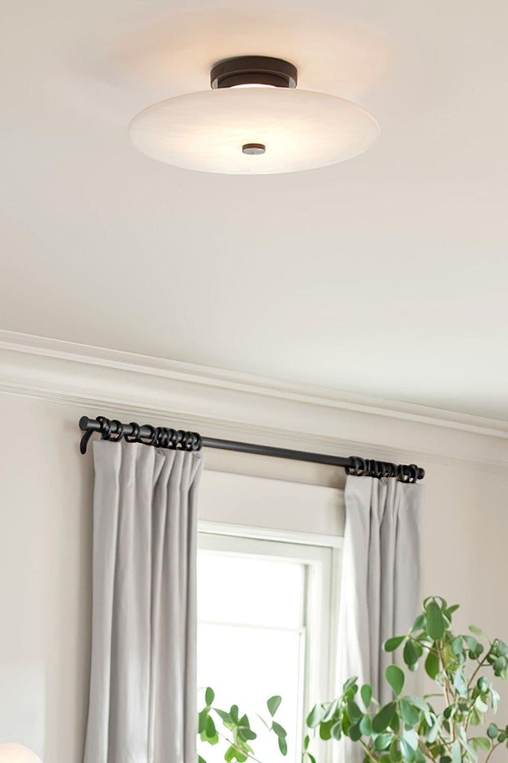 Round Ankeny Alabaster Ceiling Lamp - view 8 | morylighting