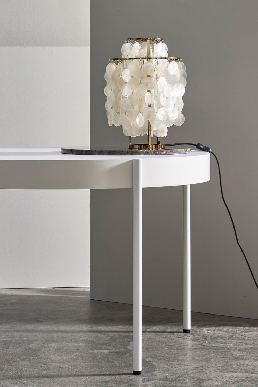 FUN 2 Shell Table Lamp - view 3 | morylighting